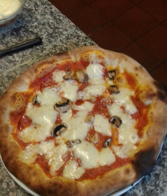 Pizza al tegamino d'asporto a Torino